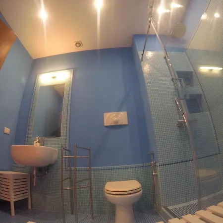 Lemon Tree Bed & Breakfast 4*