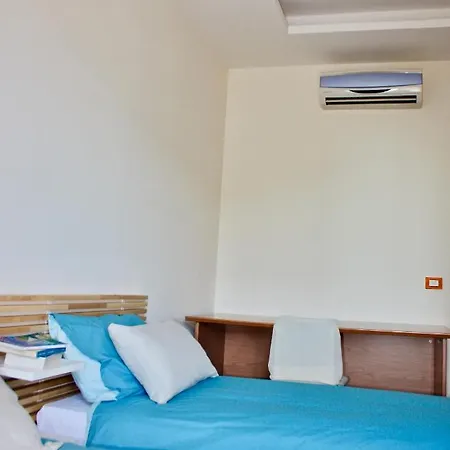 Bed & Breakfast Lemon Tree 4*