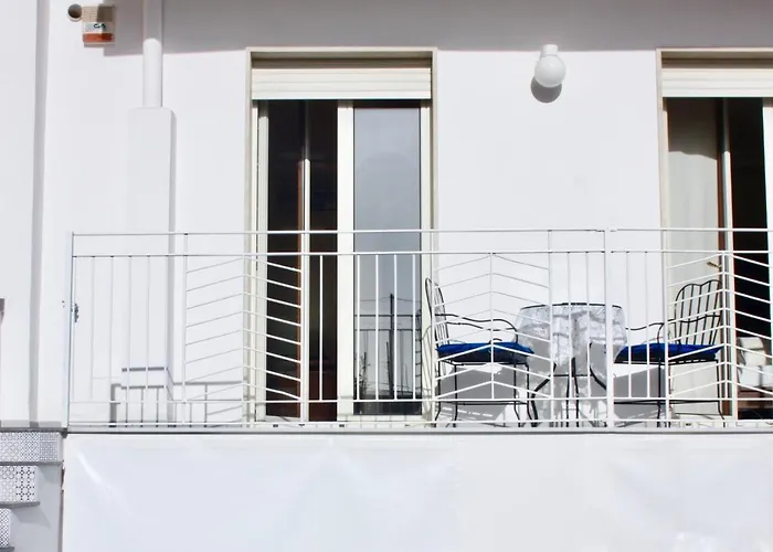 Couette-café Lemon Tree 4*