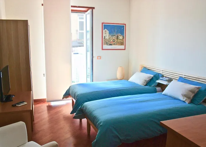 Couette-café Lemon Tree 4*