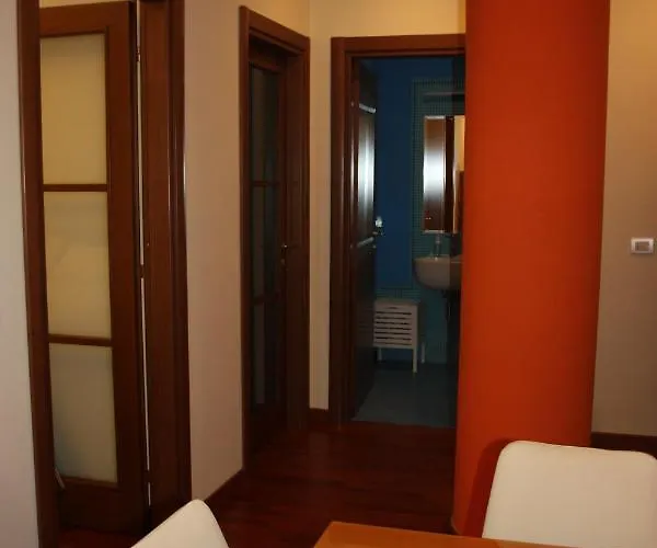 Couette-café Lemon Tree 4*